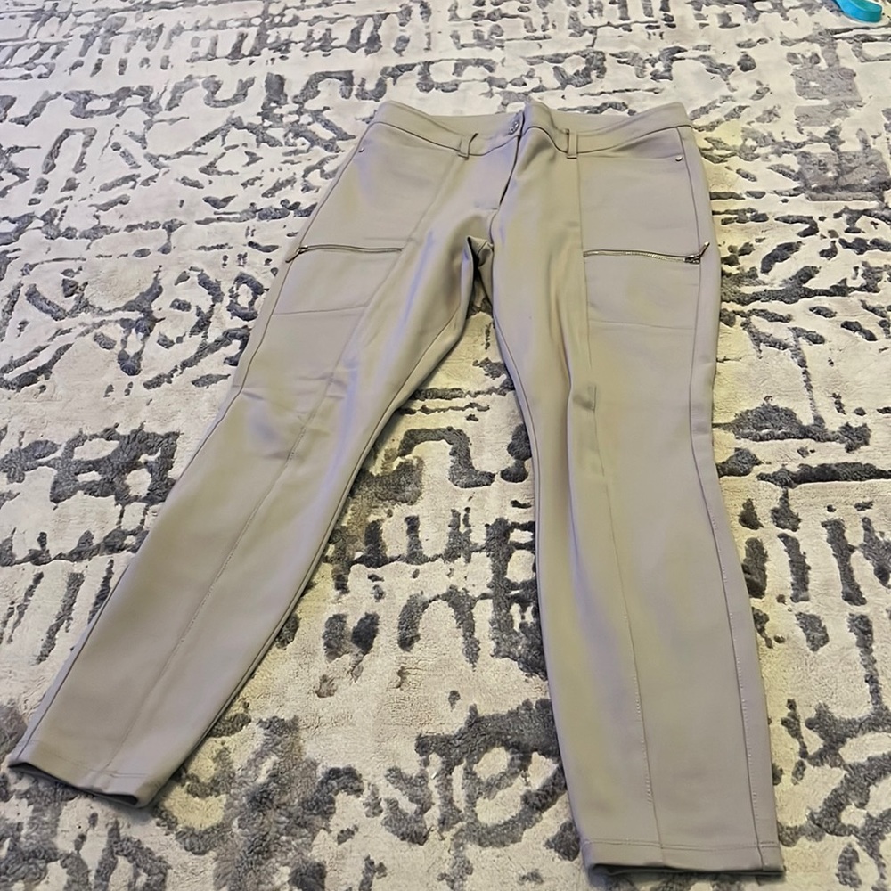White House Black Market Ankle dress pant size 10